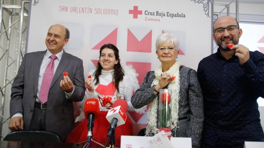 Feliciano Ferrero, Cupido, Clara Aladrén y José Luis Santiago.