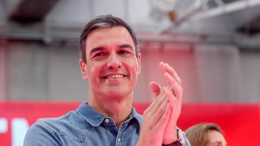 Sánchez aprovecha la jornada de reflexión para montar en bicicleta por la sierra de Madrid