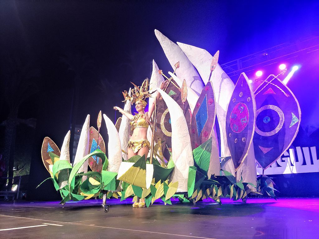 Gala Trajes de Papel del Carnaval de Águilas