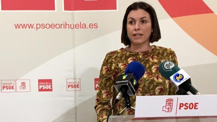 Carolina Gracia: &quot;El mayor problema de Orihuela es Emilio Bascuñana&quot;