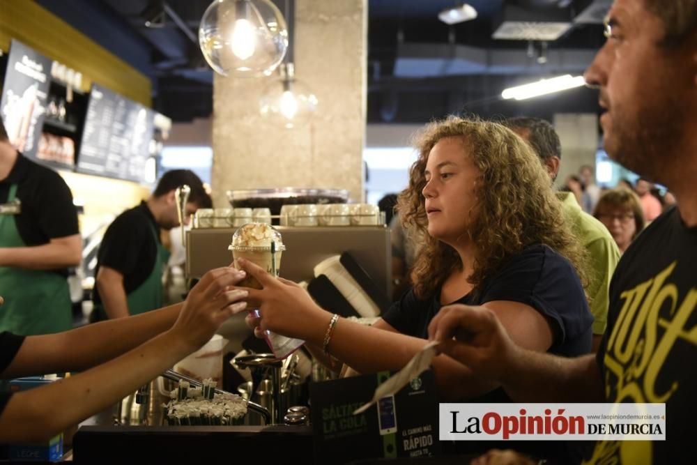 Starbucks abre sus puertas en la Gran Vía de Murci