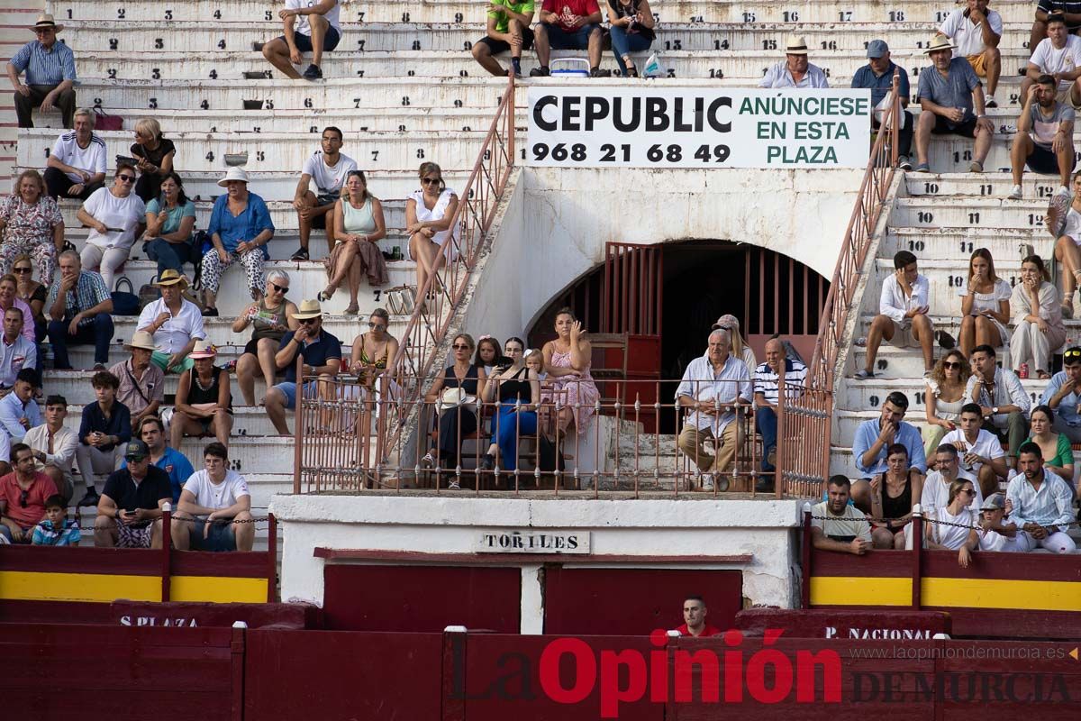 Así se vivió en los graderías la primera novillada de la Feria de Murcia