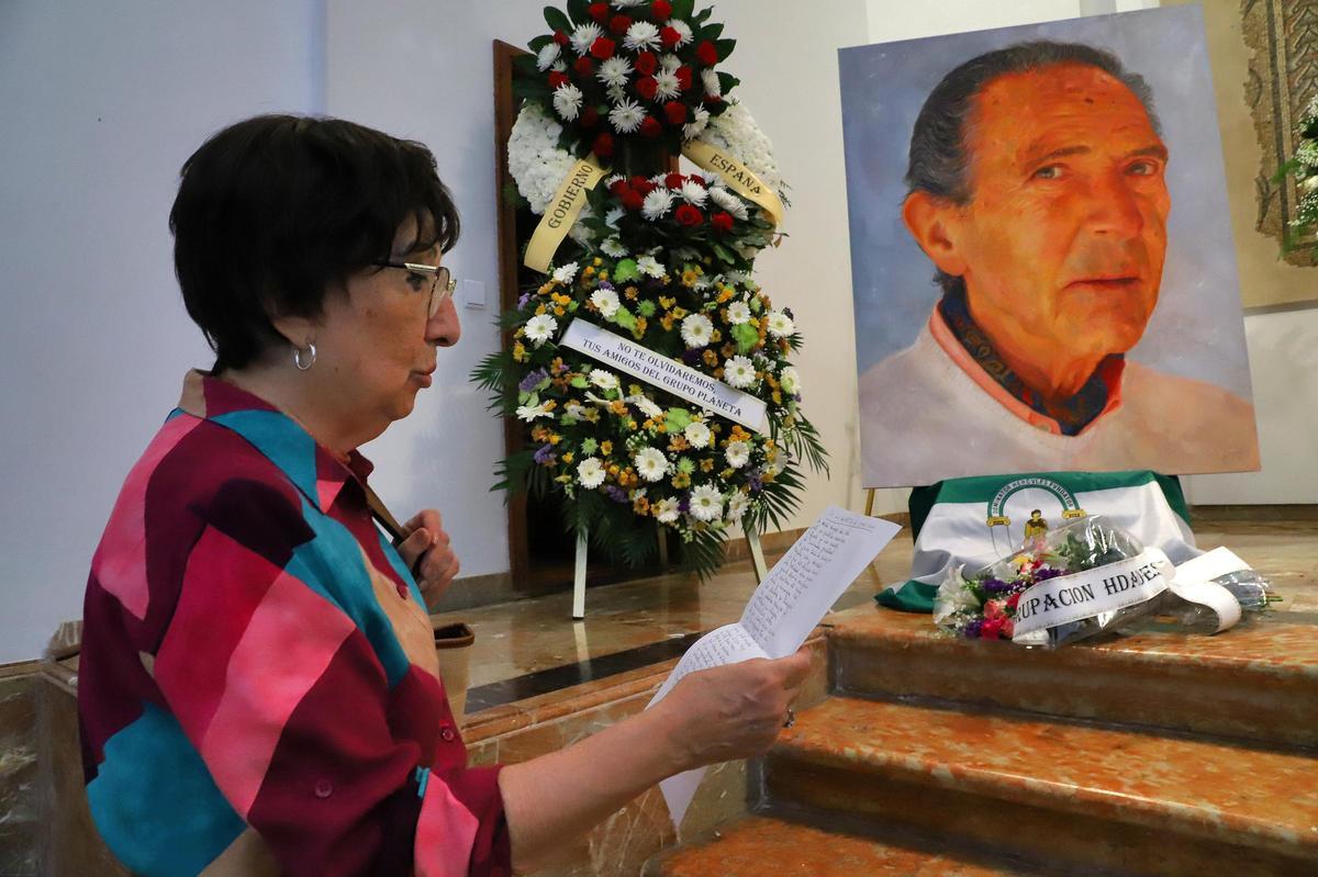 Un momento del funeral por el reconocido escritor cordobés Antonio Gala, fallecido el 28 de mayo en el hospital Reina Sofía.
