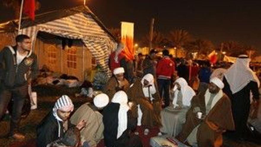 Miles de chiís se manifiestan en Bahréin por tercer día consecutivo
