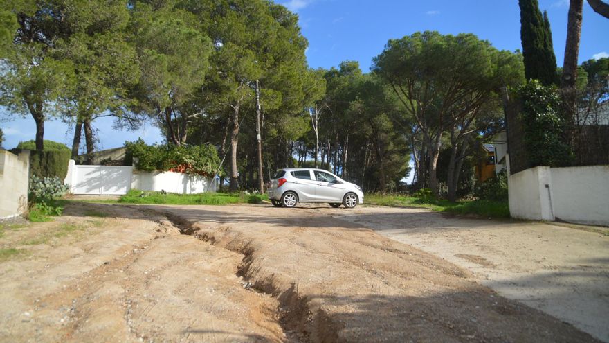 VÍDEO | L’Escala prepara la urbanització a fons dels Emperadors, primer barri turístic del municipi