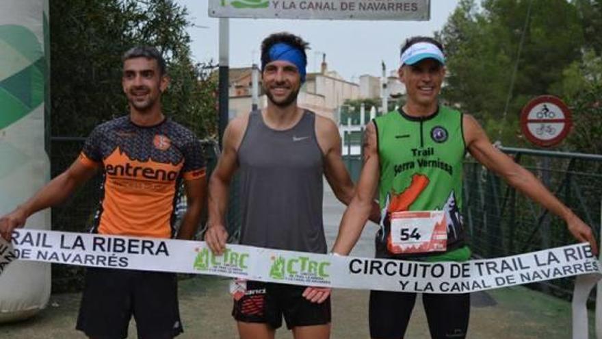 Manzanares y Alcaraz dominan el trail de montaña de Sellent