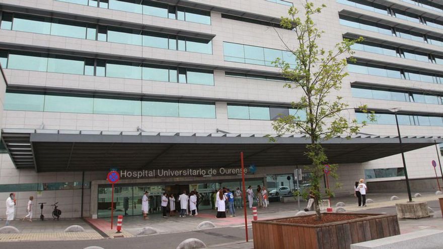 Algunhas zonas verdes no hospital de Ourense. | I. Osorio