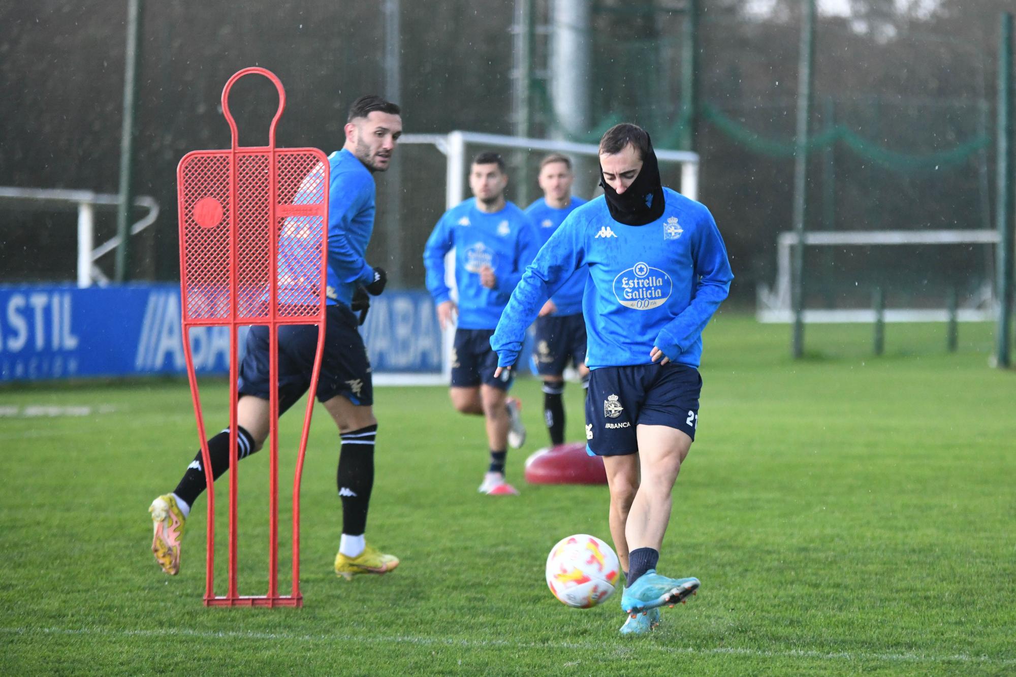 El Dépor entrena para recibir al Rayo Majadahonda