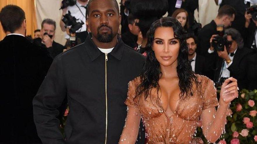 Kim Kardashian y Kanye West, padres de su cuarto hijo