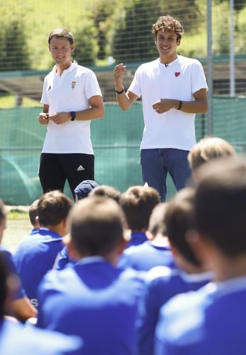 La visita al campus del Oviedo de Sangalli