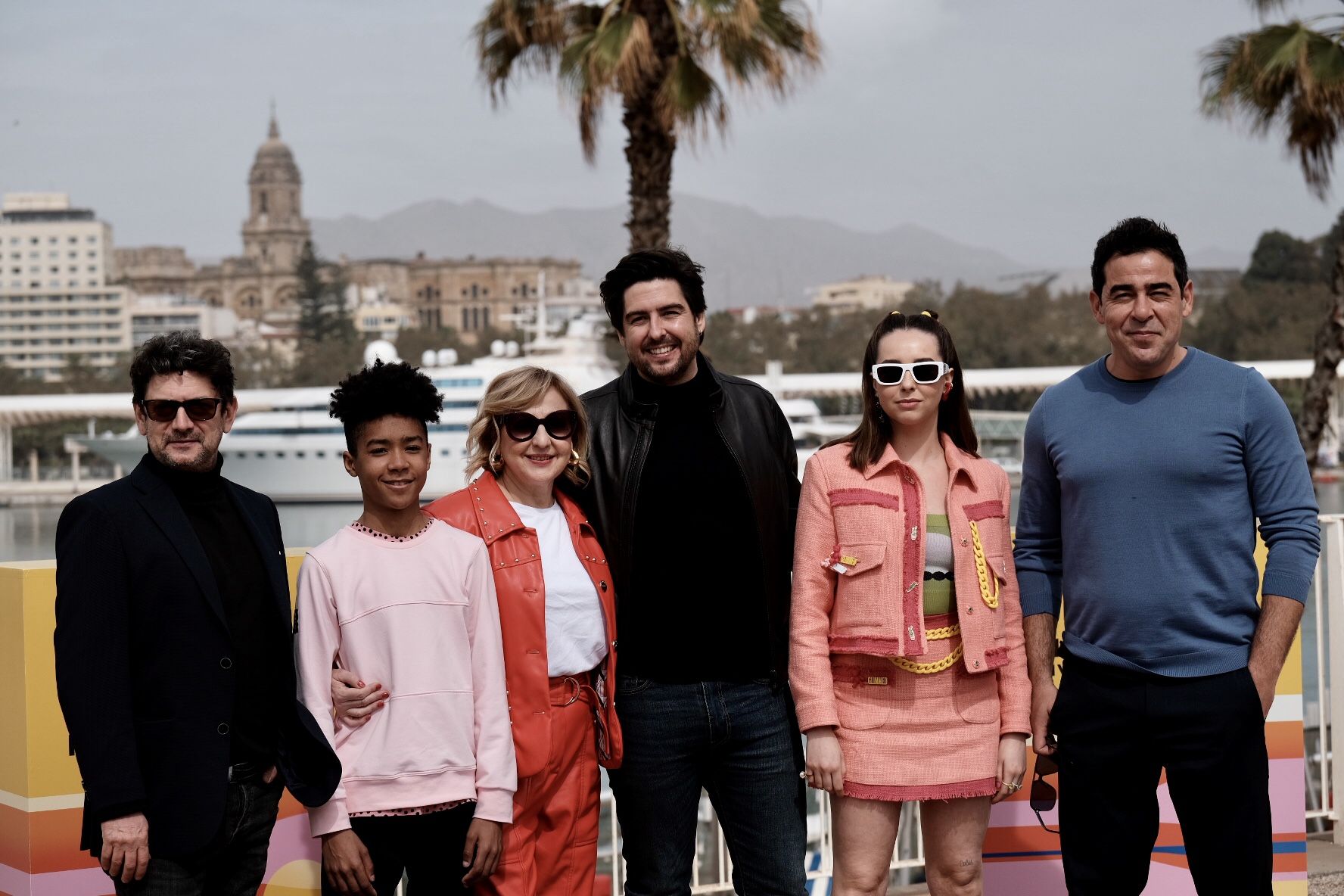 Photocall del equipo de 'Llenos de gracia' en el Festival de Málaga