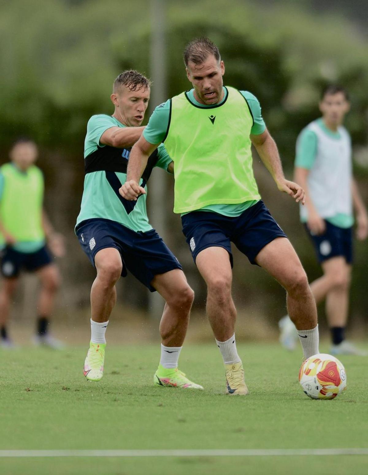 Pablo de Blasis y Alfredo Ortuño durante un entrenamiento. | FC CARTAGENA