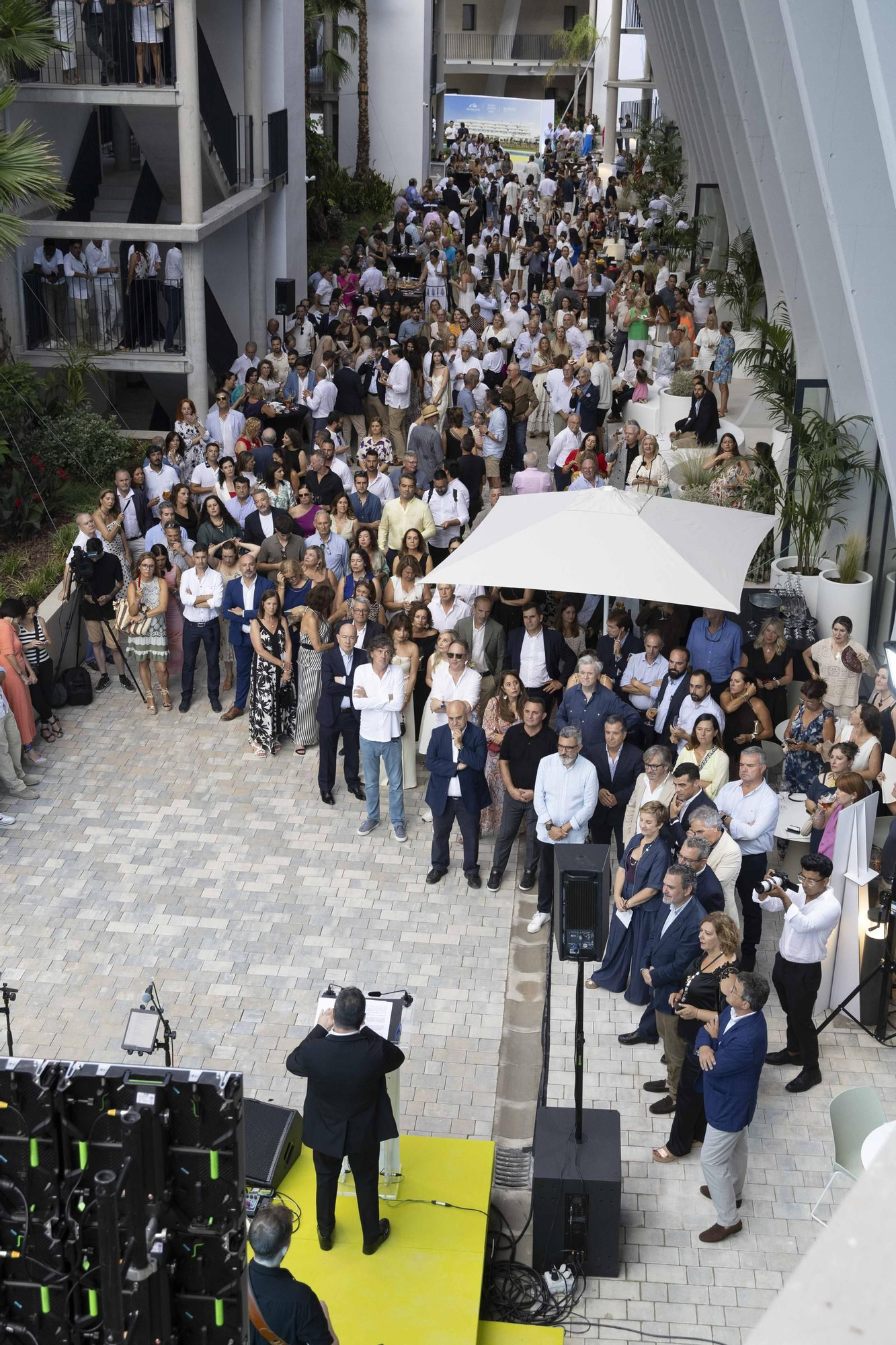 Espectacular inauguración de Delfin Natura en El Albir