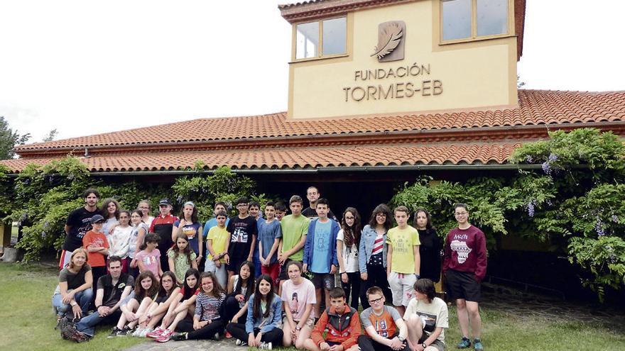 Estudiantes del Maestro Haedo participan en un programa de inmersión lingüística