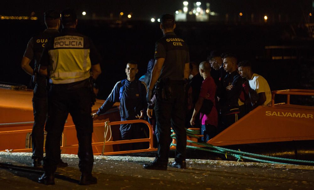 Interceptan varias pateras en la costa de Alicante