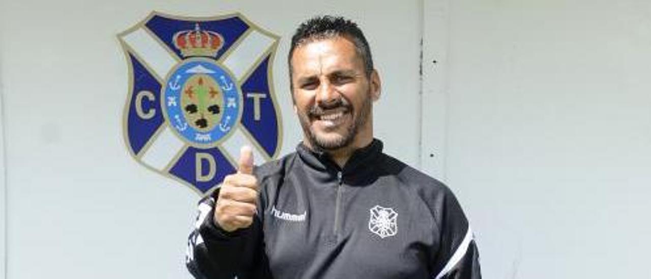 Leandro Cabrera es entrenador del Tenerife B desde la temporada 17/18.