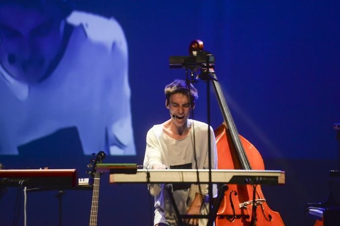 JACOB COLLIER