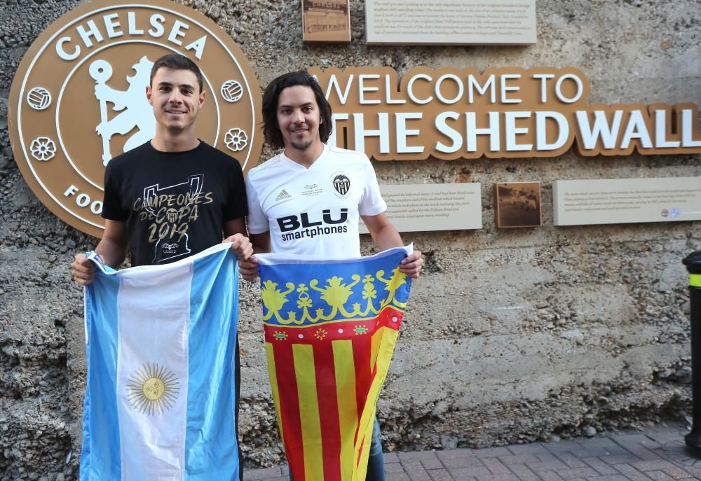 La afición en el Chelsea - Valencia CF