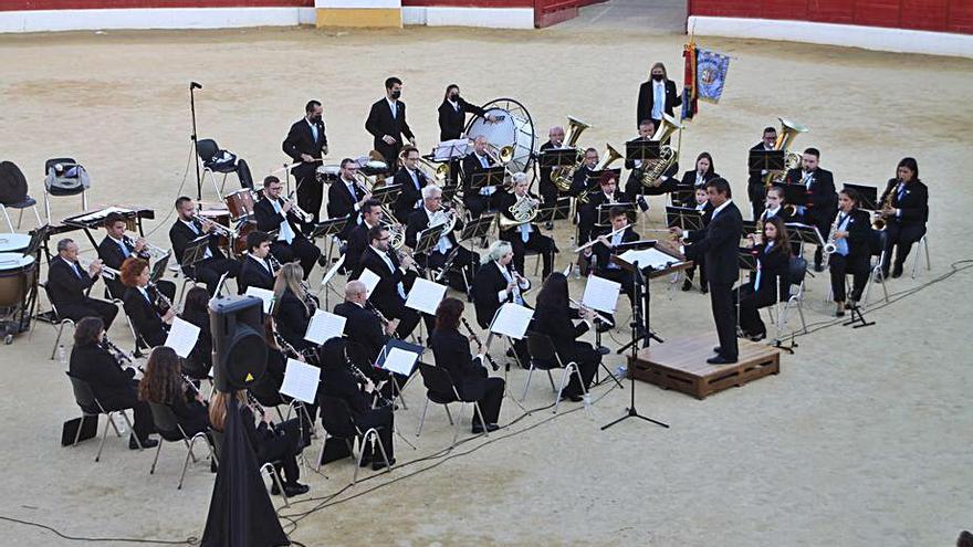 Los músicos de Pedrola durante su concierto el 26 de septiembre. |