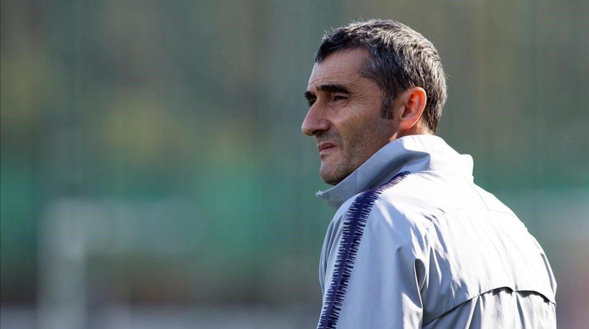 zentauroepp45833673 graf5739 barcelona 10 11 2018 el entrenador del barcelon181110125442 zentauroepp45833673 graf5739 barcelona 10 11 2018 el entrenador del barcelon181110125442