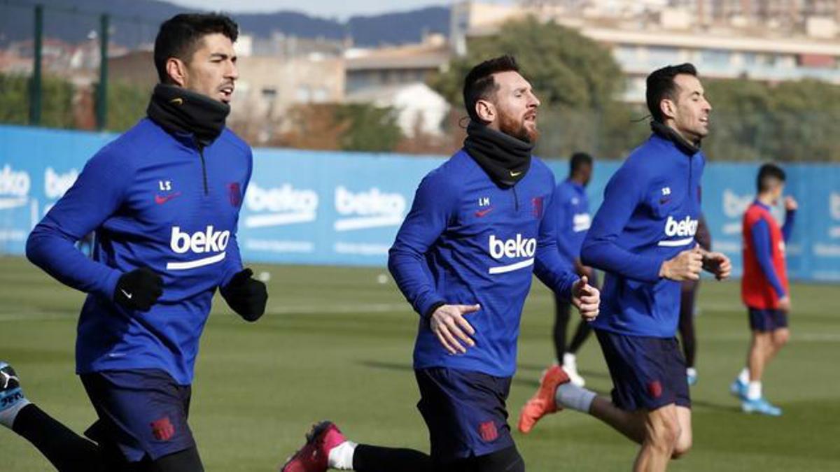 El Barça se entrena en una semana intensa para defender liderato en Europa y España