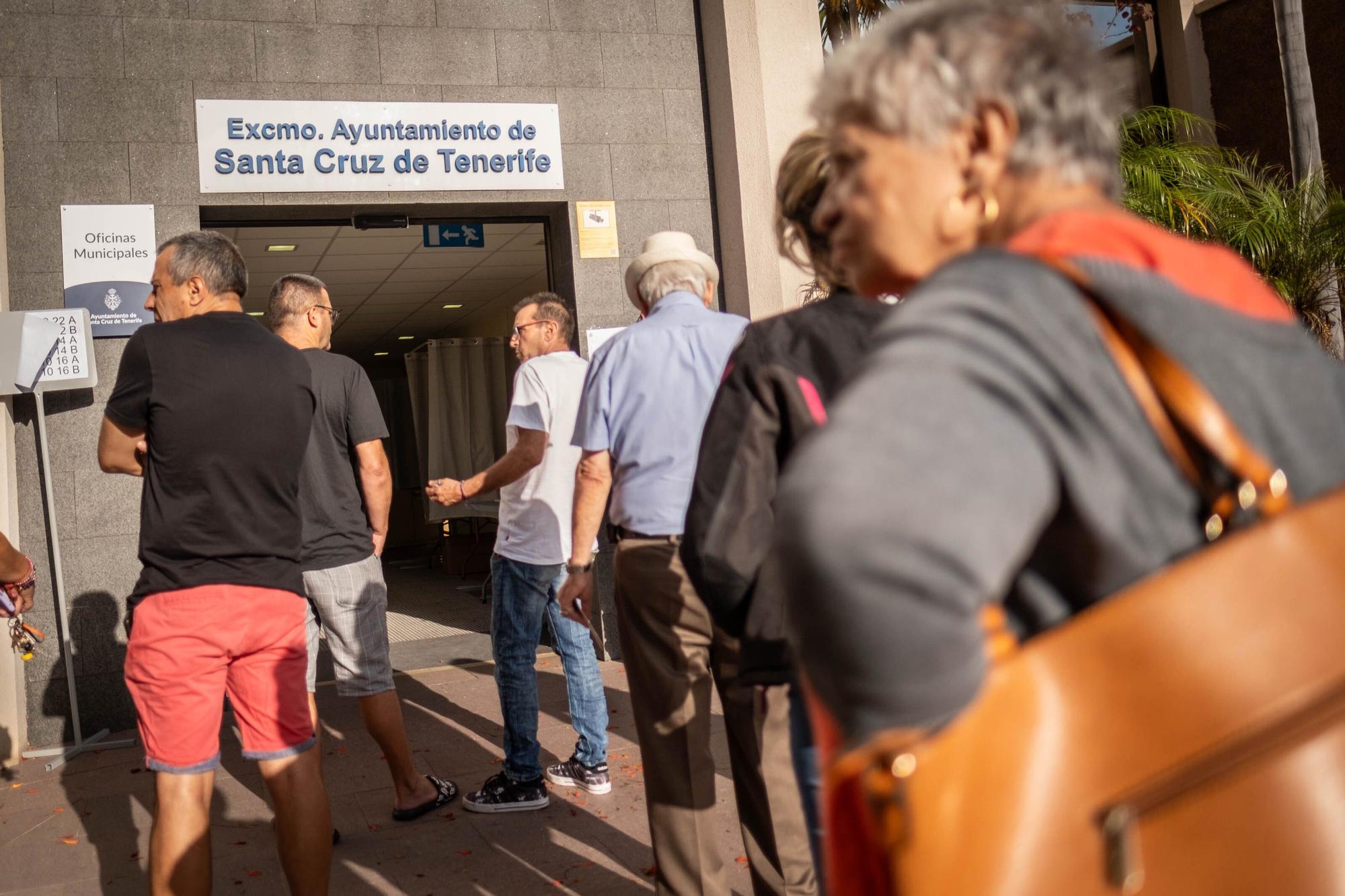 Ambiente de la jornada de elecciones generales del 23J en Santa Cruz de Tenerife