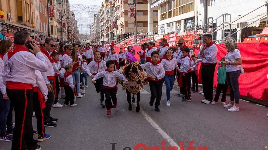 Desfile infantil del Bando de los Caballos del Vino