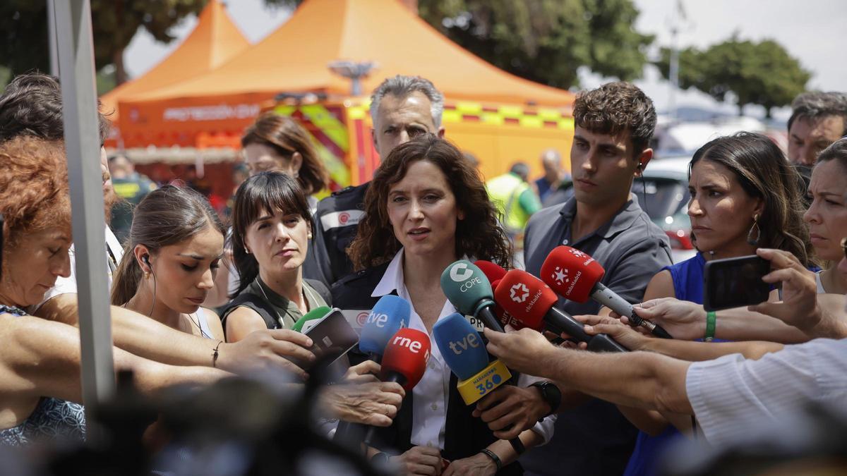 Ayuso eleva a 12.000 las hectáreas quemadas en una situación «muy crítica»