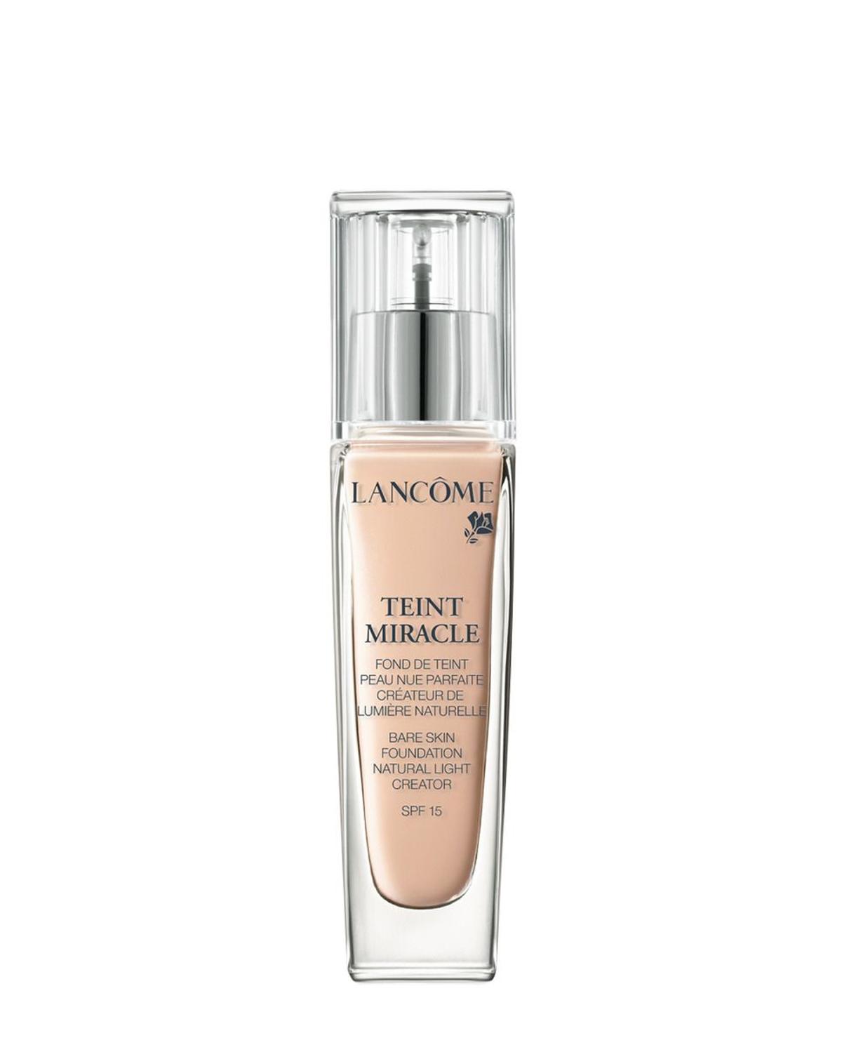 LANCÔME. Base de maquillaje ‘Teint Miracle 03’.