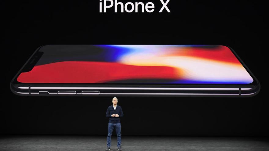 Tim Cook presenta el iPhone X