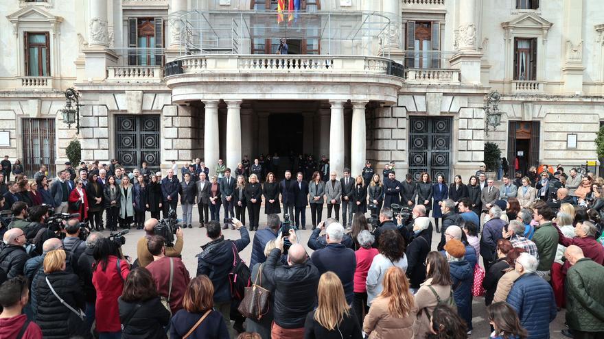 Catalá anuncia que el consistorio revisará los edificios construidos con la misma técnica que el incendiado en Campanar