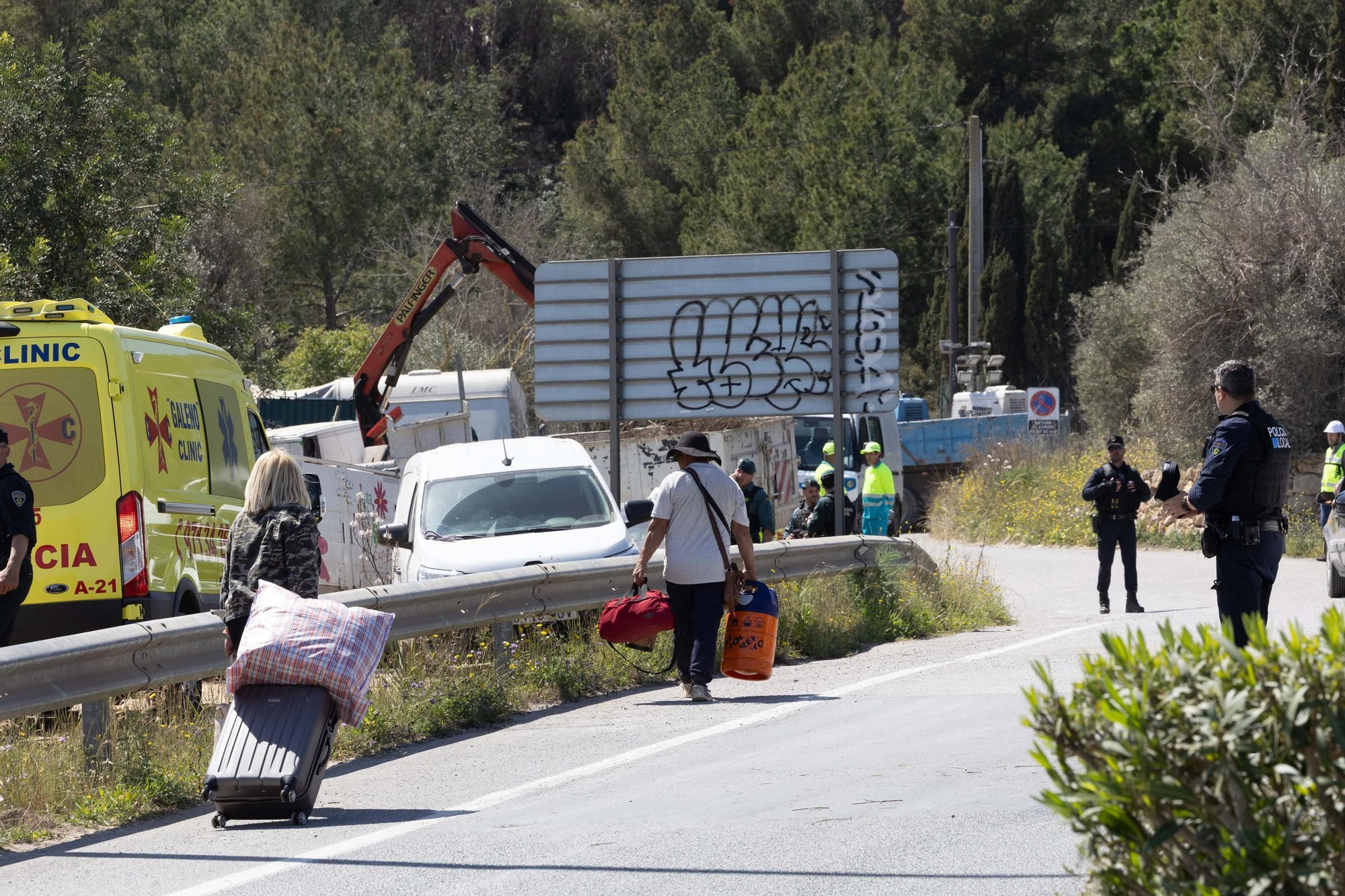 Todas las imágenes del desalojo de Can Rova 2