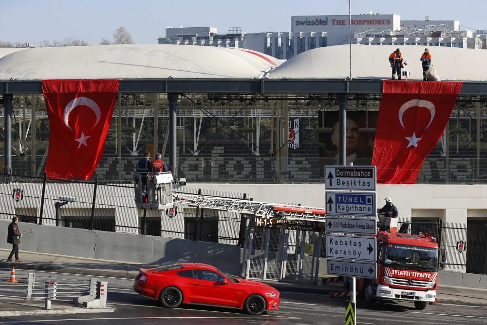 Funeral por las víctimas del atentado en Estambul