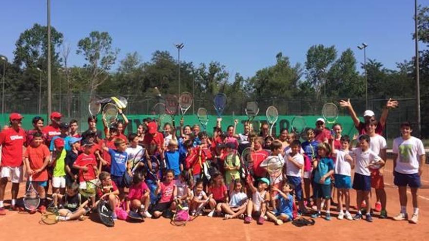 L&#039;Escola de tennis i pàdel del CT Girona tanca un nou curs