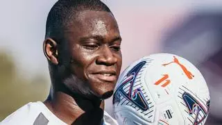 Aliou Dieng explica su apodo y habla de la familia, referentes y el Valencia CF