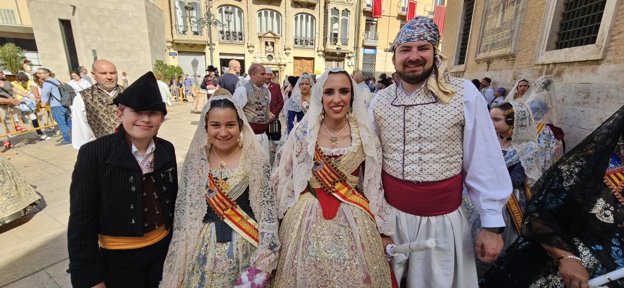 Las comisiones de falla en la Procesión de la Virgen (1/5)