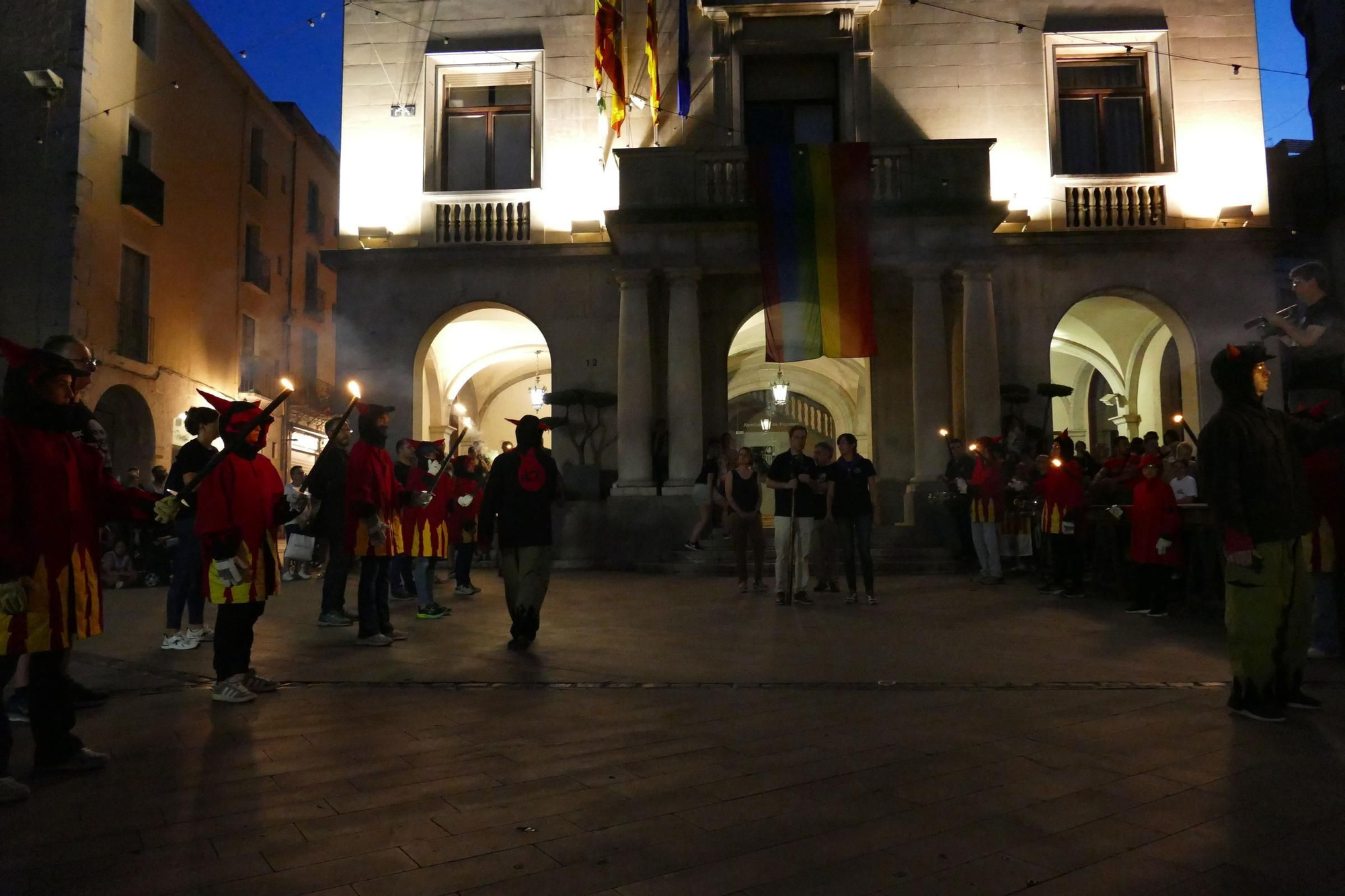 L'Encesa del Drac de Figueres es converteix en una nova tradició de les Festes de Sant Pere