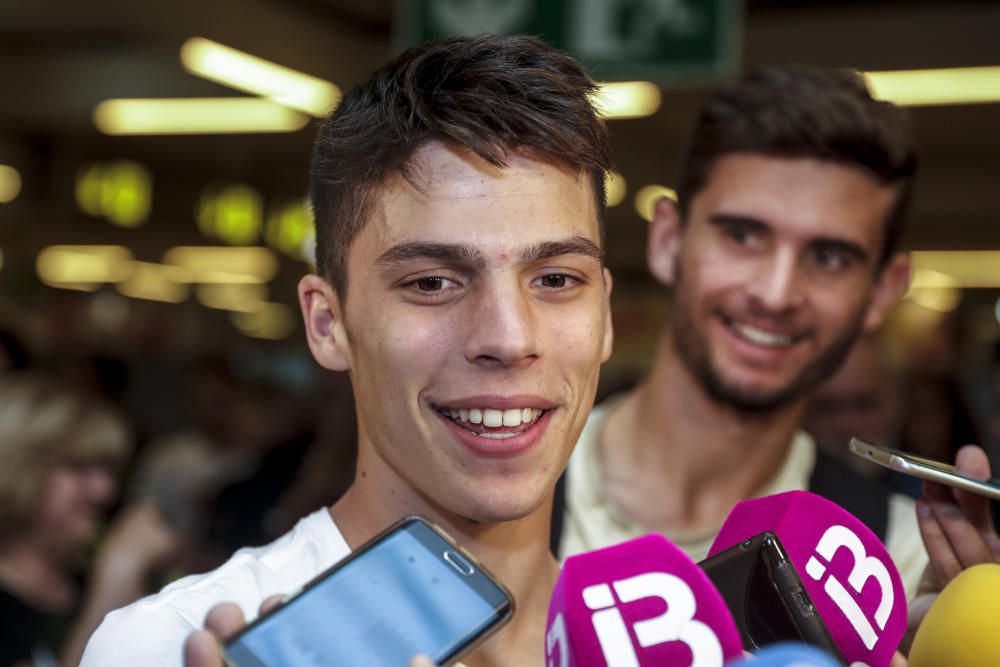 El campeón Joan Mir regresa a casa