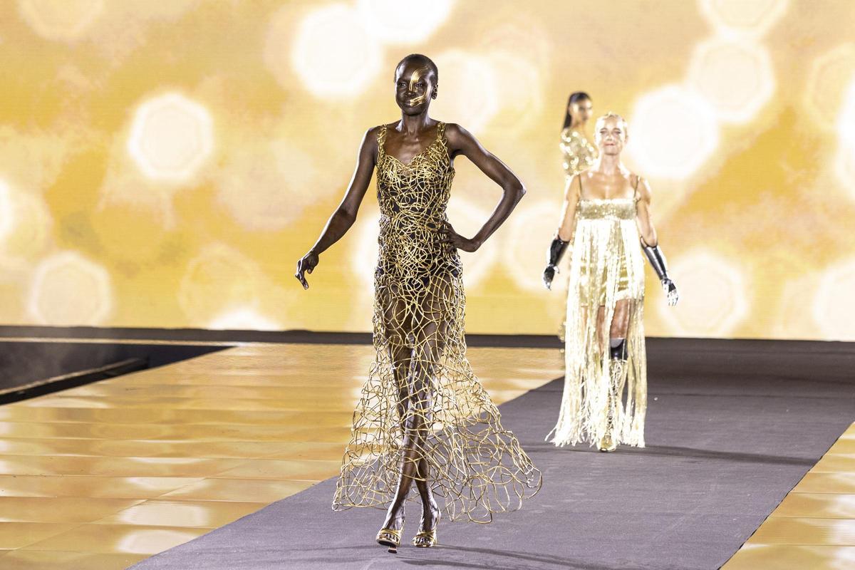 Desfile de L'Oréal Paris en la Semana de la Moda de París