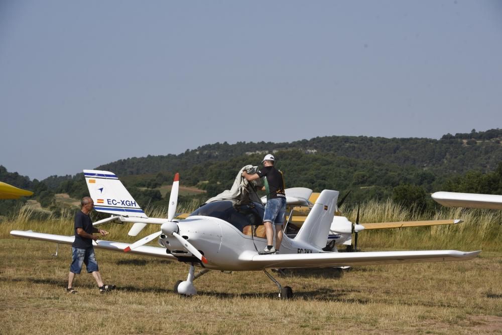 El camp de vol El Prat de Moià estrena una nova pista asfaltada