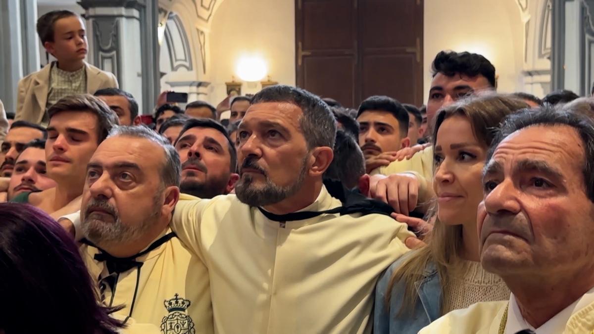 Antonio Banderas en la Cofradía de la María Santísima de Lágrimas y Favores en Málaga