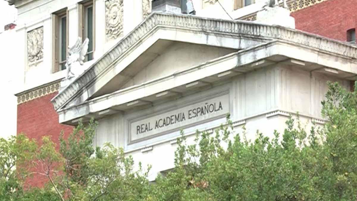 La Real Academia Española ha presentado hoy las más de 3.000 enmiendas y adiciones a la edición digital del Diccionario de la Lengua Española.