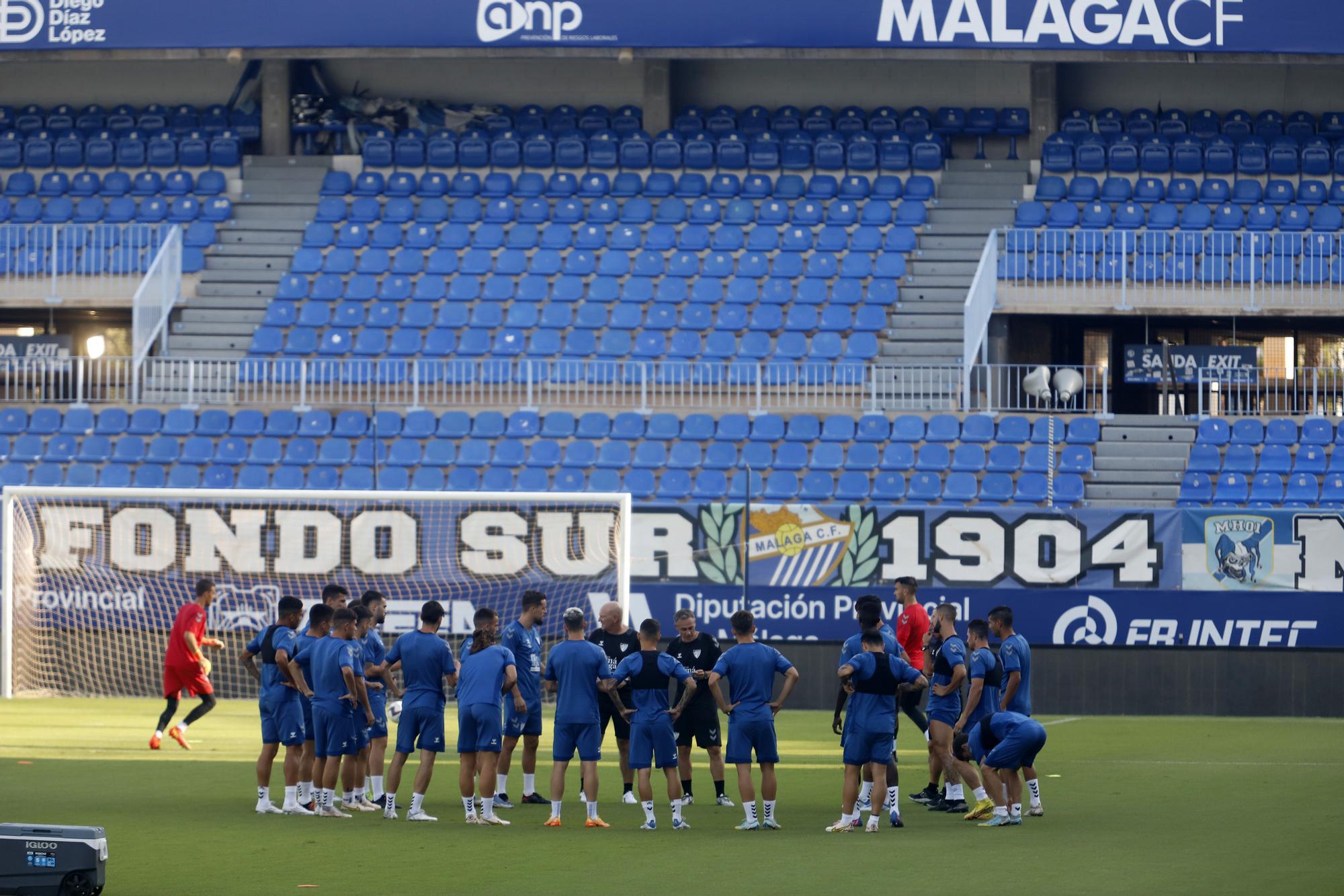 El primer entrenamiento de Pepe Mel como entrenador del Málaga CF, en imágenes