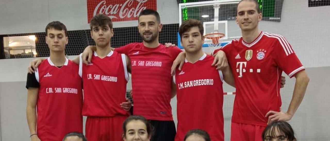El equipo del San Gregorio de baloncesto. | LNE