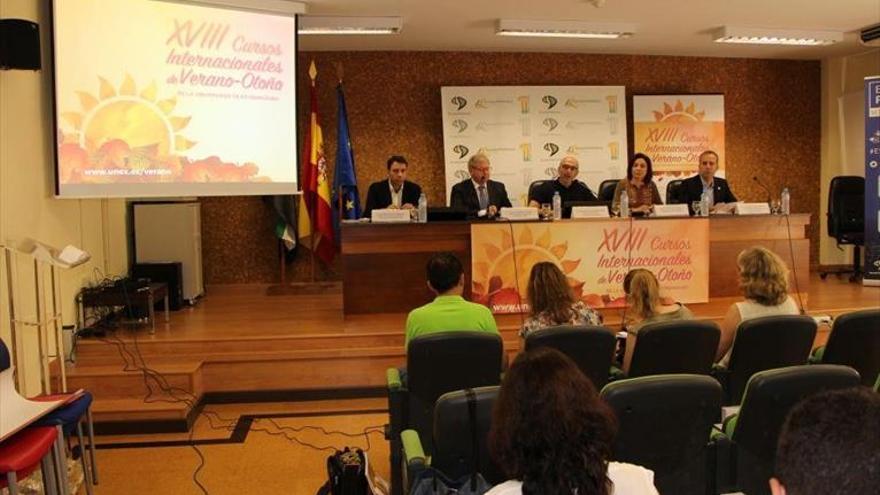 Septiembre acogerá una docena de cursos de verano de la UEx