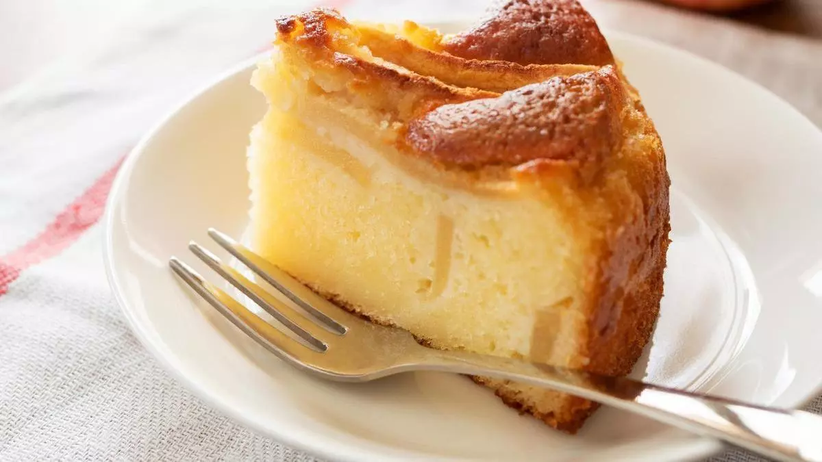 Esta es la famosa tarta de yogur con tres ingredientes y sin azúcar