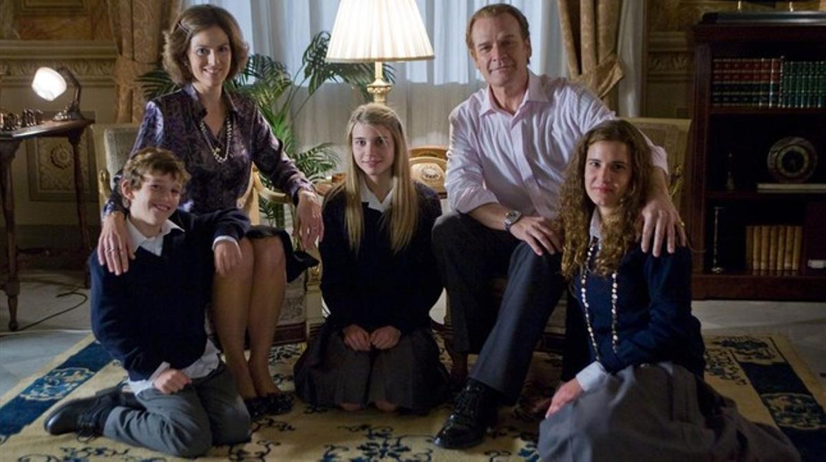 Els actors que encarnen la Familia Real, en la minisèrie ’23-F: el dia més difícil de rei’. Els actors que encarnen la Familia Real, en la minisèrie ’23-F: el dia més difícil de rei’.