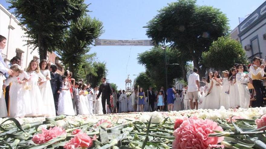 La procesión del Corpus cambió de itinerario por las obras en la calle Sevilla