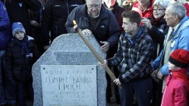 La Flama de la Llengua Catalana inicia el peregrinatge a Montserrat