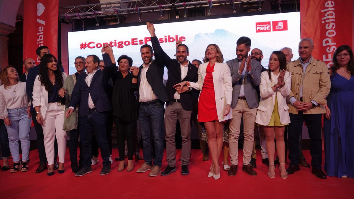 Daniel Pérez y Kiko Calderón en presentación de la candidatura socialista en Antequera, con José Luis Ruiz Espejo como número 3..